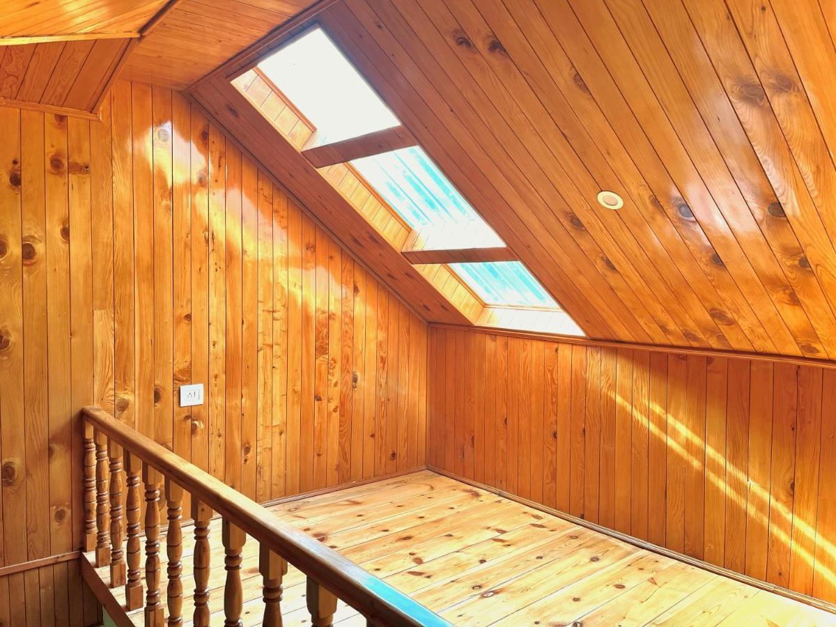 Hotel Anupam By Mid Orchard, Kasol Esterno foto